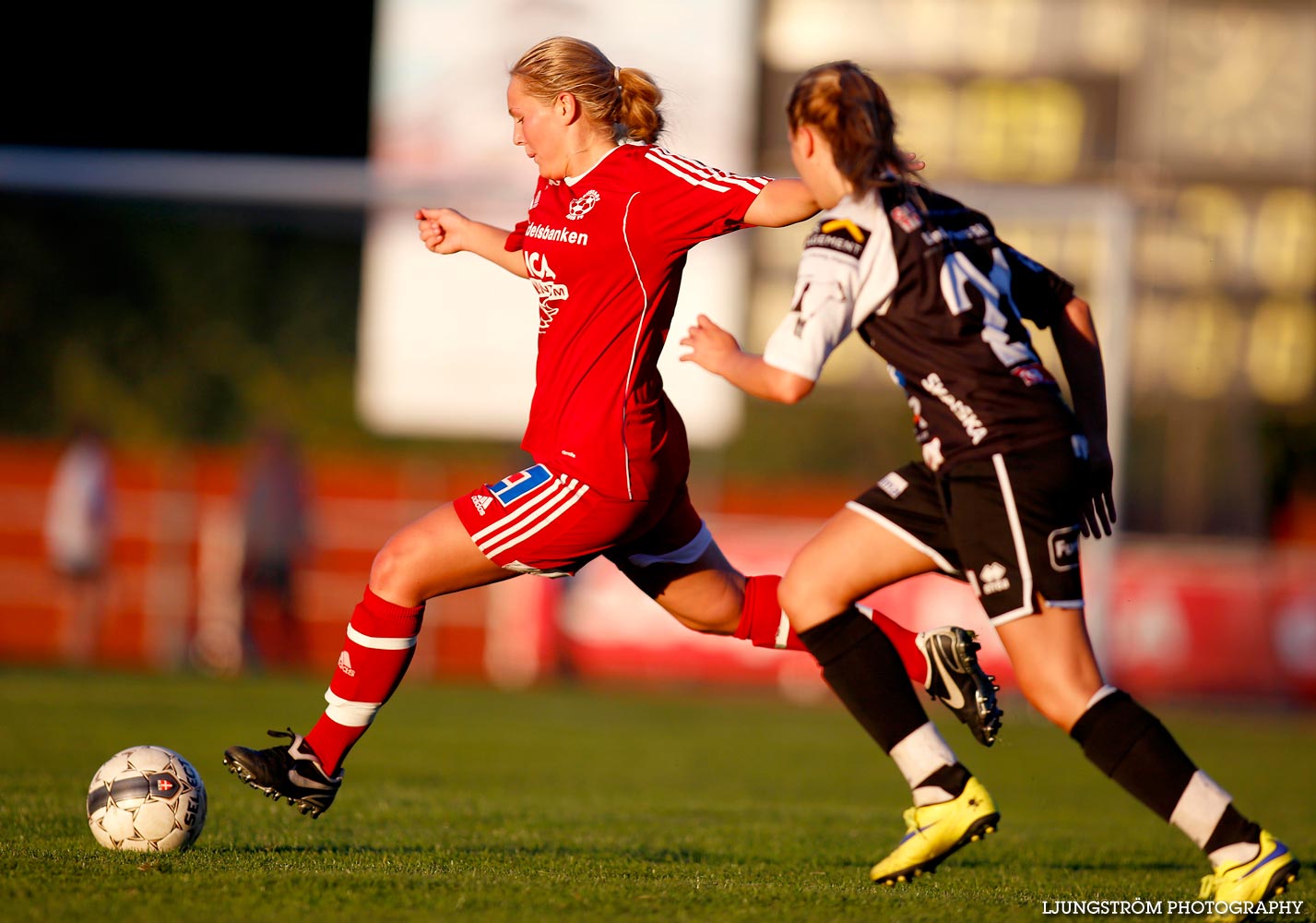 Skövde KIK-Mariestads BoIS FF 5-1,dam,Södermalms IP,Skövde,Sverige,Fotboll,,2015,121786