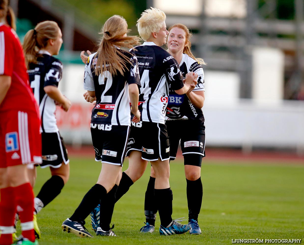 Skövde KIK-Mariestads BoIS FF 5-1,dam,Södermalms IP,Skövde,Sverige,Fotboll,,2015,121857
