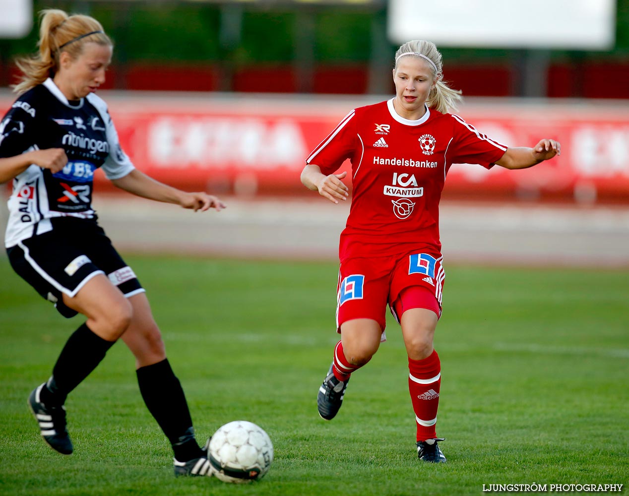 Skövde KIK-Mariestads BoIS FF 5-1,dam,Södermalms IP,Skövde,Sverige,Fotboll,,2015,121862