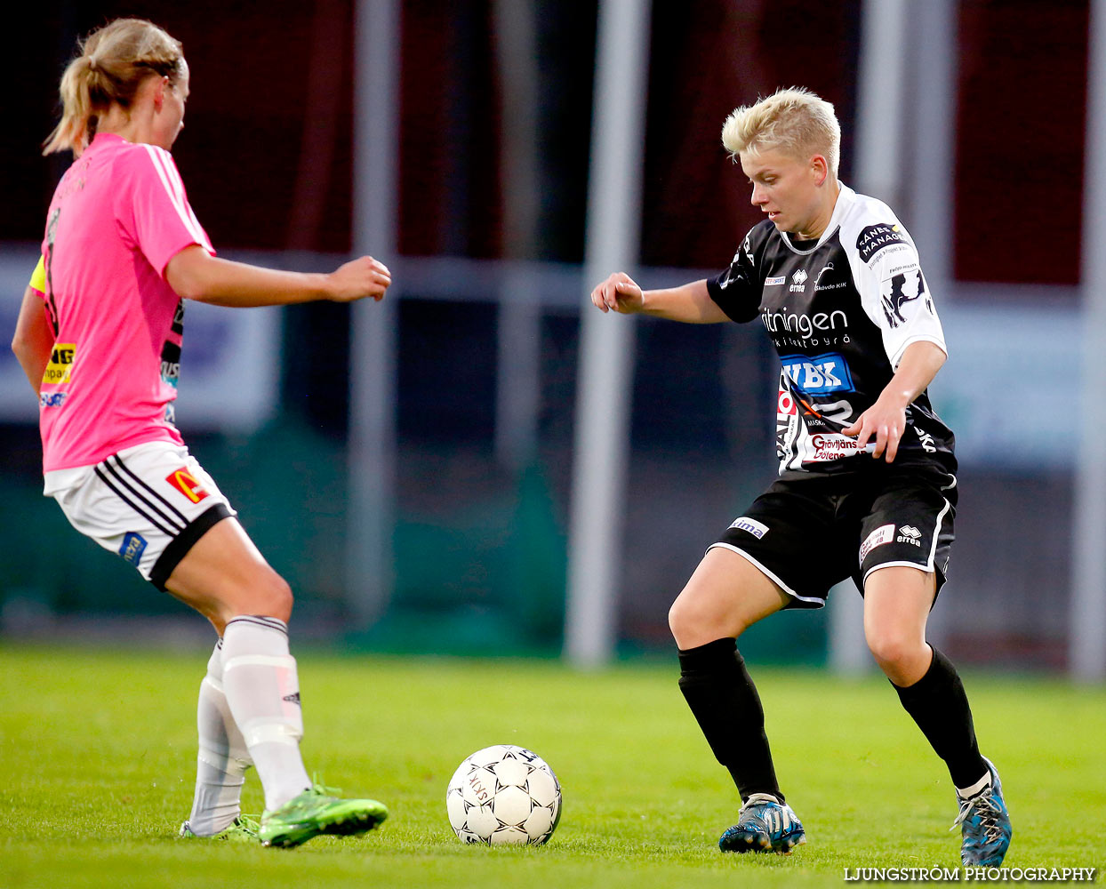 DM 1/2-final Skövde KIK-Lidköpings FK 3-4,dam,Södermalms IP,Skövde,Sverige,Fotboll,,2015,122533