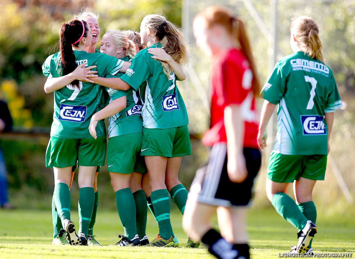 Våmbs IF-Ulvåkers IF 3-2,dam,Claesborgs IP,Skövde,Sverige,Fotboll,,2015,122412