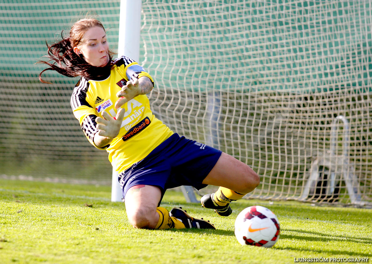 Våmbs IF-Ulvåkers IF 3-2,dam,Claesborgs IP,Skövde,Sverige,Fotboll,,2015,122432