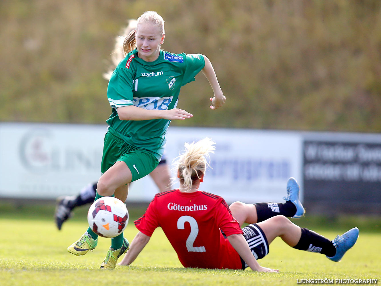 Våmbs IF-Ulvåkers IF 3-2,dam,Claesborgs IP,Skövde,Sverige,Fotboll,,2015,122440