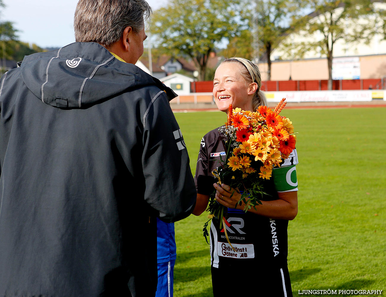 Skövde KIK-Stenungsunds IF 1-1,dam,Södermalms IP,Skövde,Sverige,Fotboll,,2015,129885