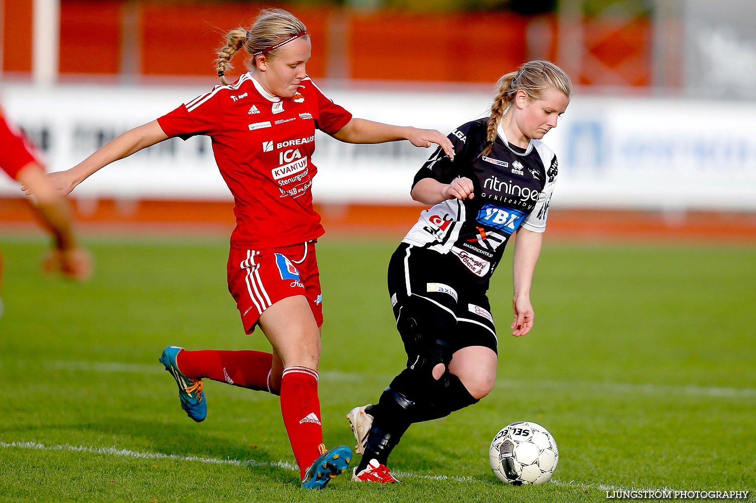 Skövde KIK-Stenungsunds IF 1-1,dam,Södermalms IP,Skövde,Sverige,Fotboll,,2015,130028