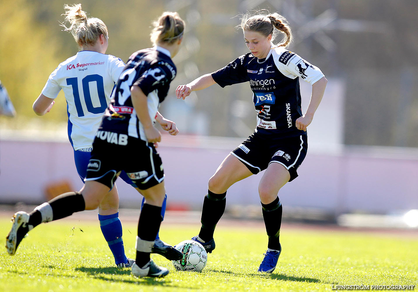 Skövde KIK-IFK Skoghall DF 1-1,dam,Södermalms IP,Skövde,Sverige,Fotboll,,2016,137192