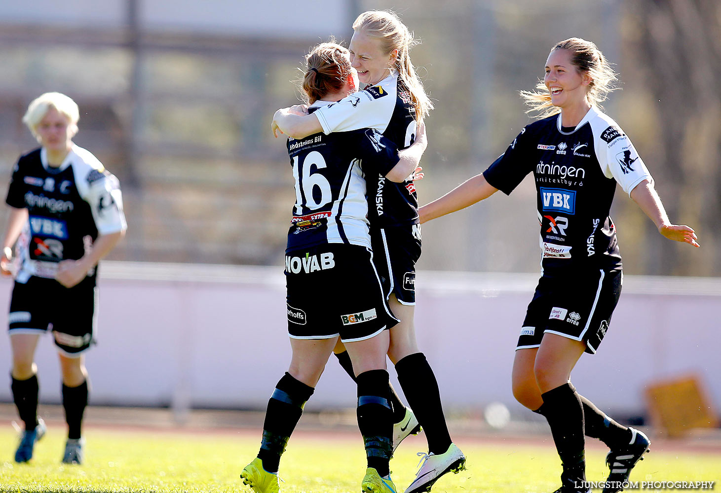 Skövde KIK-IFK Skoghall DF 1-1,dam,Södermalms IP,Skövde,Sverige,Fotboll,,2016,137270