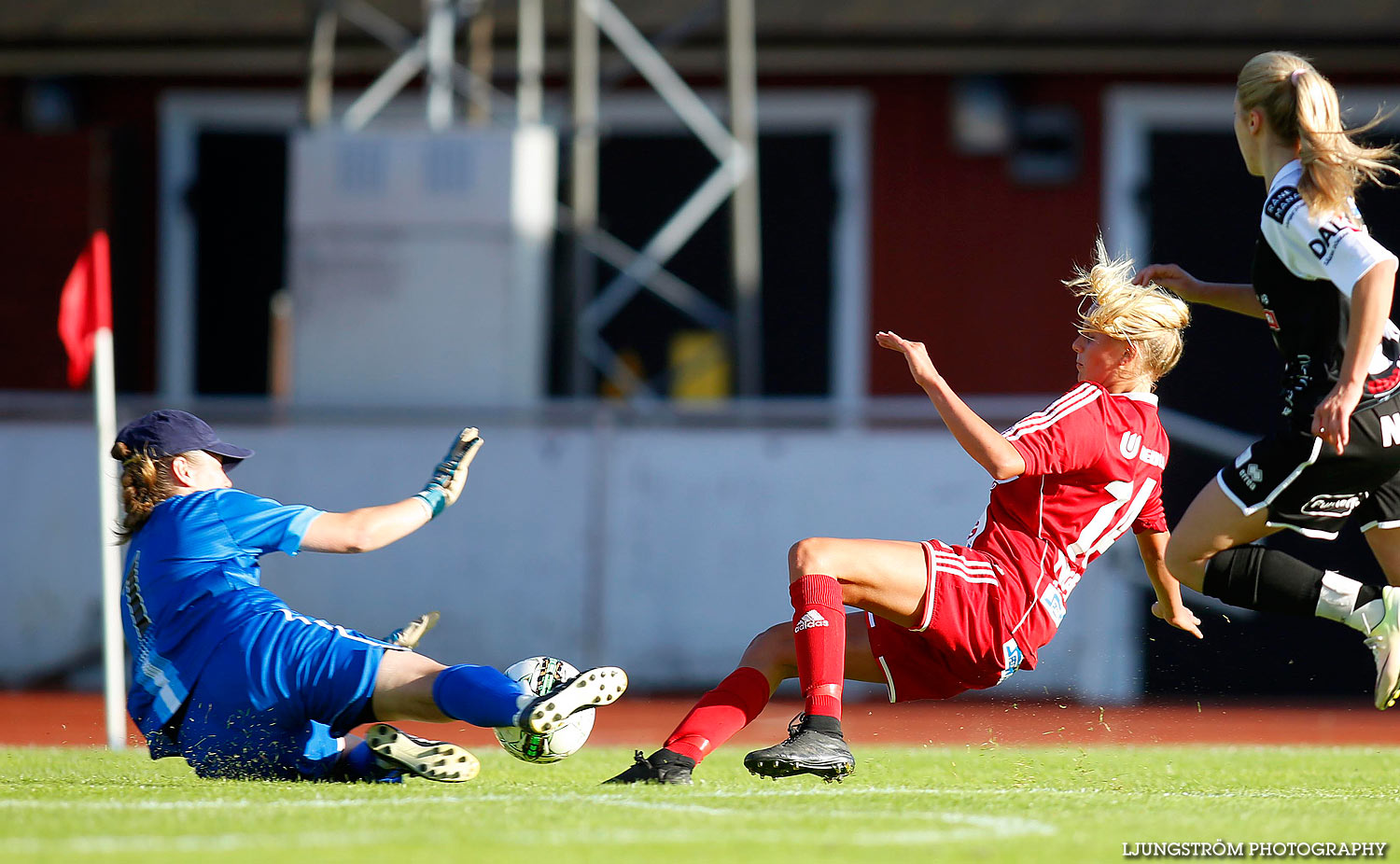 Skövde KIK-Rävåsens IK 1-4,dam,Södermalms IP,Skövde,Sverige,Fotboll,,2016,138928