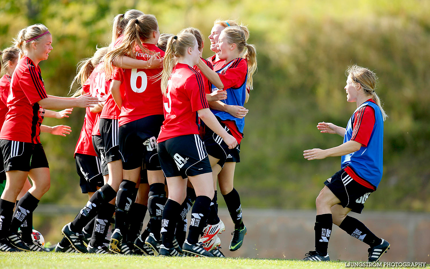 Våmbs IF-Ulvåkers IF 2-2,dam,Claesborgs IP,Skövde,Sverige,Fotboll,,2016,140820