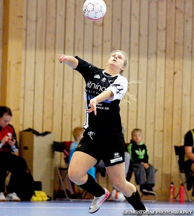 Skövde KIK-Falköpings FK 2-1,dam,Vadsbohallen,Mariestad,Sverige,Futsal,,2013,77481