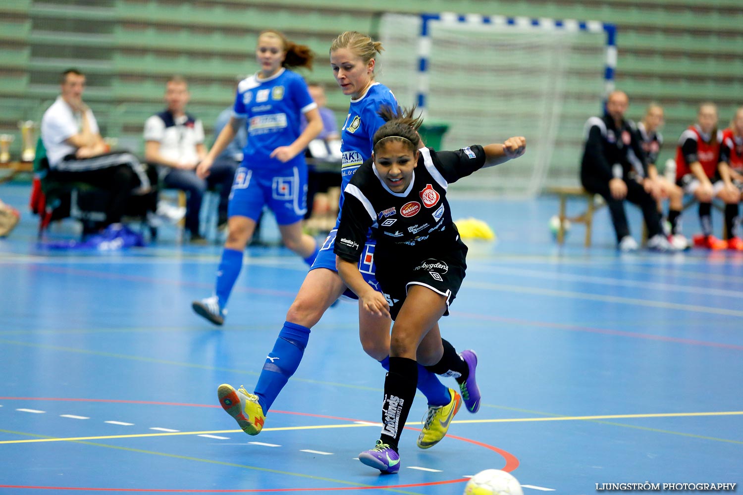Skövde Futsalcup Damer A-FINAL Falköpings KIK-QBIK,dam,Arena Skövde,Skövde,Sverige,Skövde Futsalcup 2013,Futsal,2013,99863