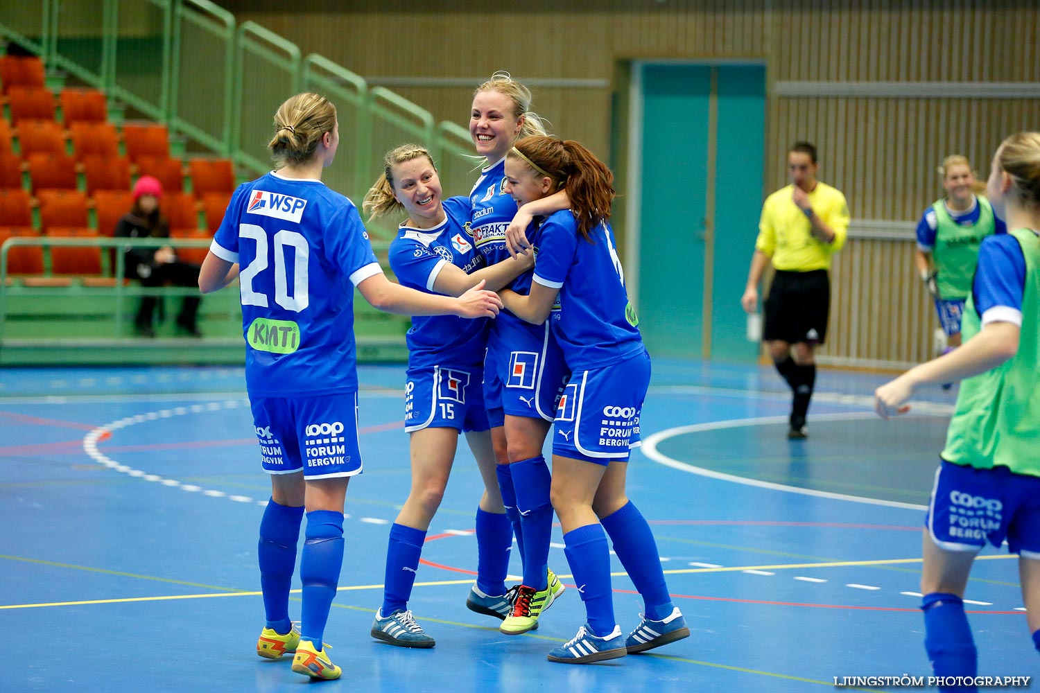 Skövde Futsalcup Damer A-FINAL Falköpings KIK-QBIK,dam,Arena Skövde,Skövde,Sverige,Skövde Futsalcup 2013,Futsal,2013,99953