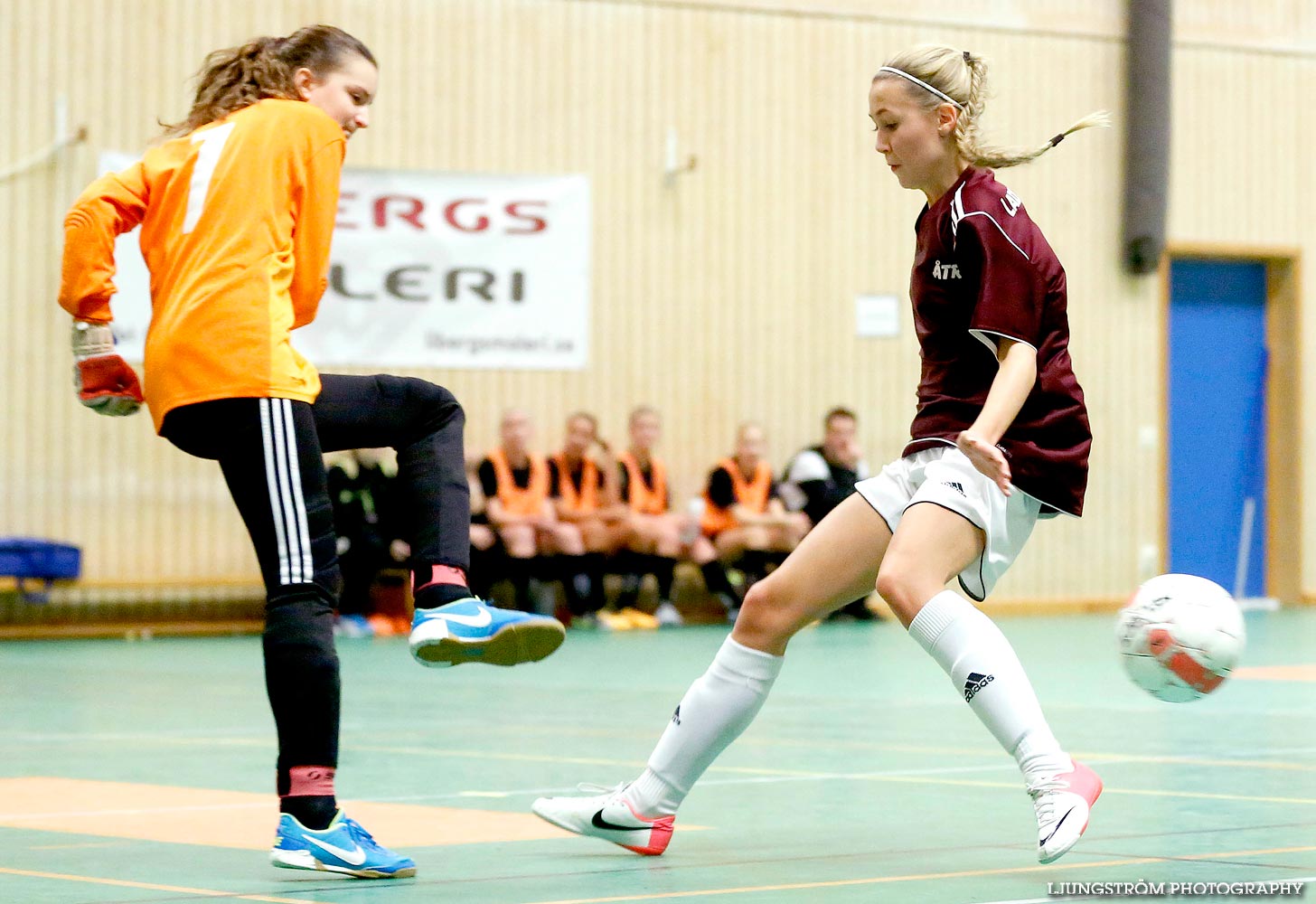 Oden Cup F19 Våmbs IF-ÅsarpTrädet Redväg 2-1,dam,Frejahallen,Falköping,Sverige,Futsal,,2014,96012