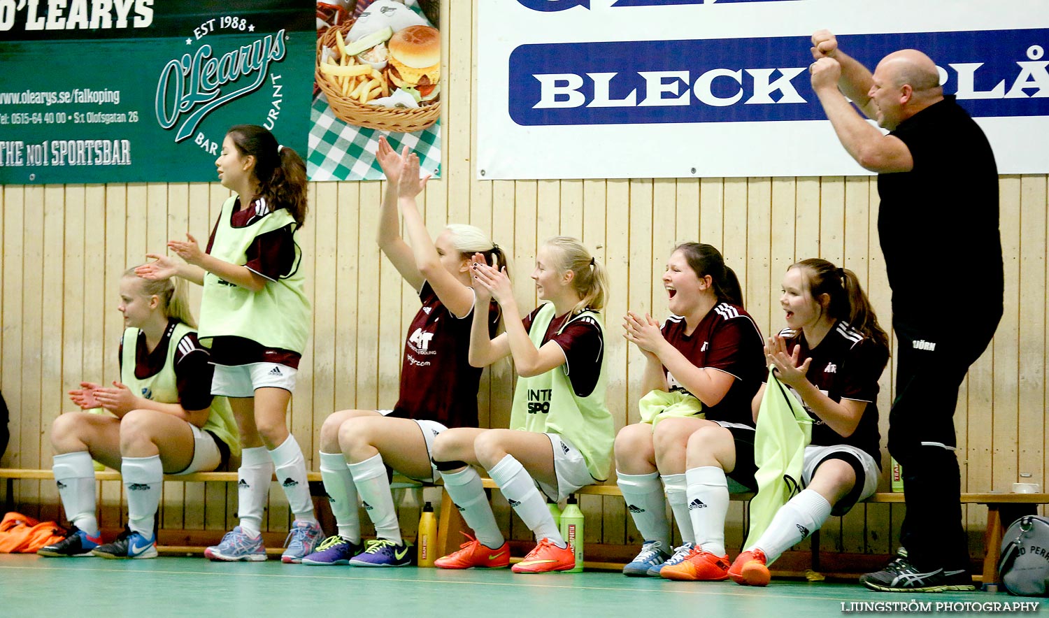Oden Cup F16 Skövde KIK vit-ÅsarpTrädet Redväg 0-1,dam,Frejahallen,Falköping,Sverige,Futsal,,2014,96124