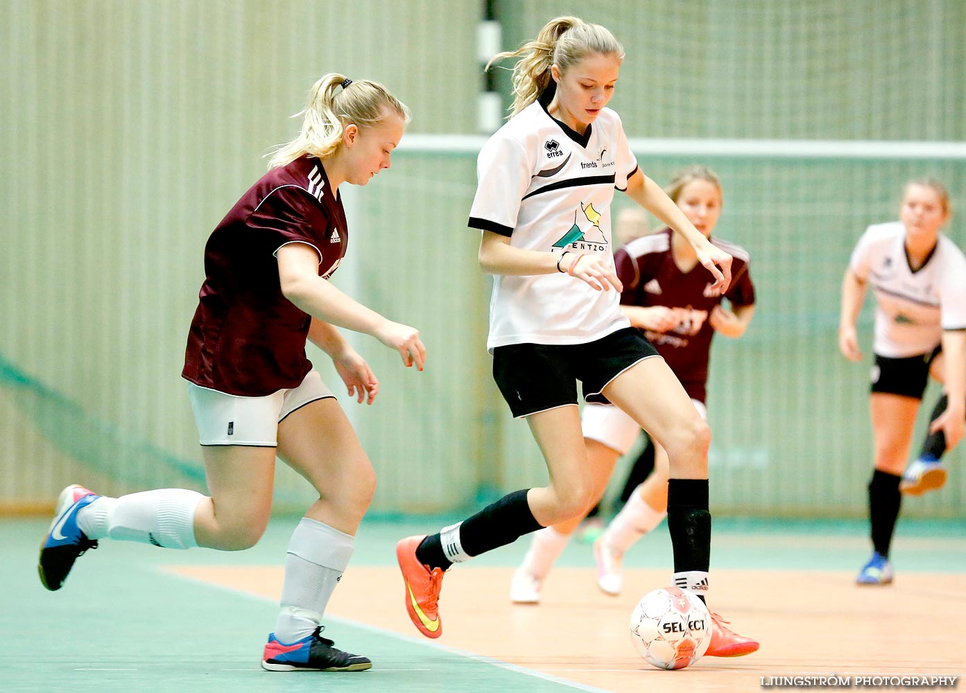 Oden Cup F16 Skövde KIK vit-ÅsarpTrädet Redväg 0-1,dam,Frejahallen,Falköping,Sverige,Futsal,,2014,96129