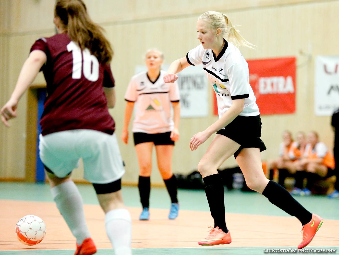 Oden Cup F16 Skövde KIK vit-ÅsarpTrädet Redväg 0-1,dam,Frejahallen,Falköping,Sverige,Futsal,,2014,96138