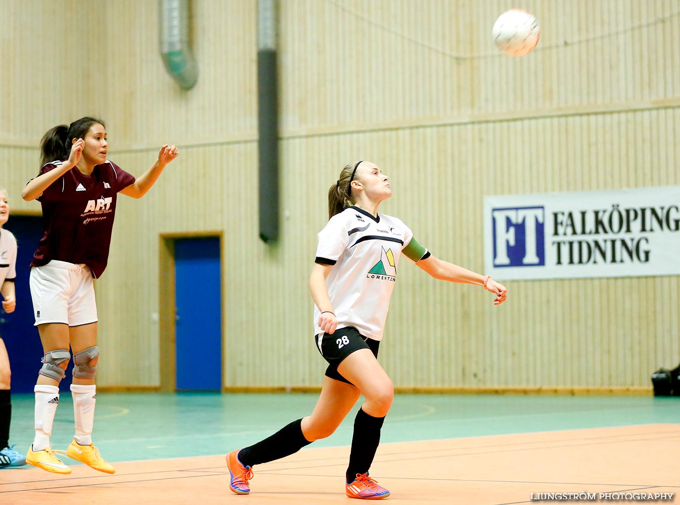 Oden Cup F16 Skövde KIK vit-ÅsarpTrädet Redväg 0-1,dam,Frejahallen,Falköping,Sverige,Futsal,,2014,96162