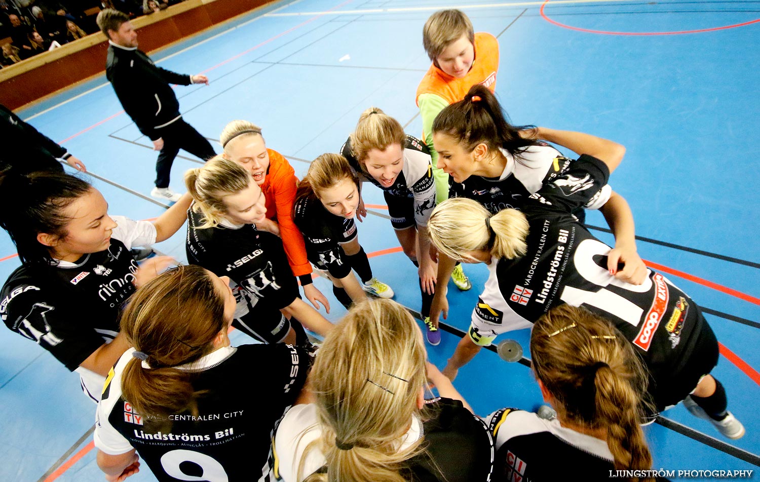 Möbelcupen FINAL Våmbs IF-Skövde KIK 0-4,dam,Tibro Sporthall,Tibro,Sverige,Futsal,,2015,103537