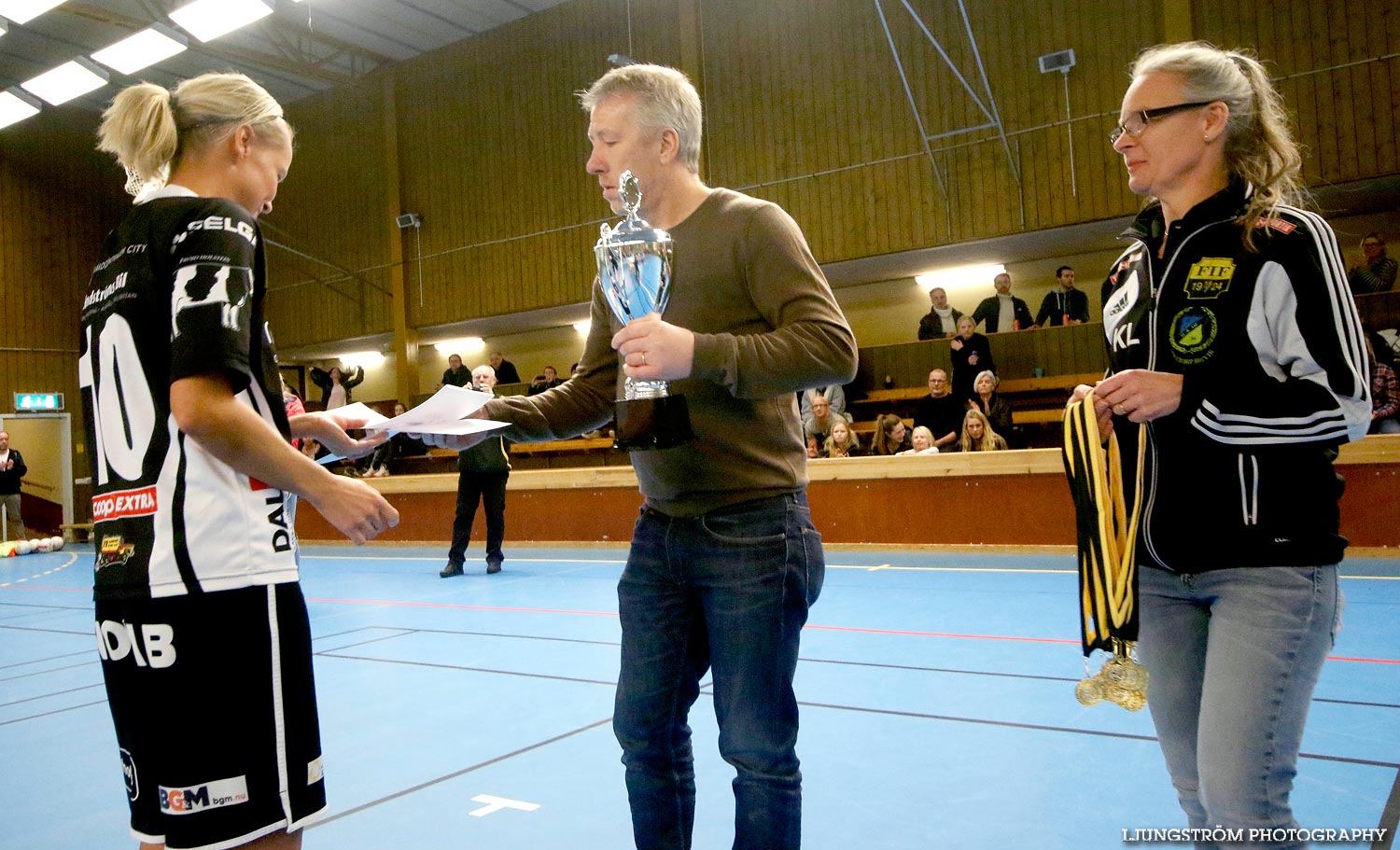 Möbelcupen FINAL Våmbs IF-Skövde KIK 0-4,dam,Tibro Sporthall,Tibro,Sverige,Futsal,,2015,103545