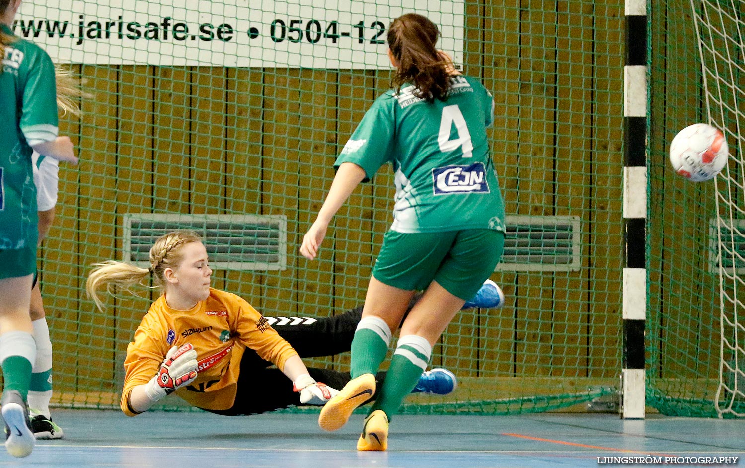 Möbelcupen 1/4-final Hörnebo SK-Våmbs IF 2-3,dam,Tibro Sporthall,Tibro,Sverige,Futsal,,2015,104052