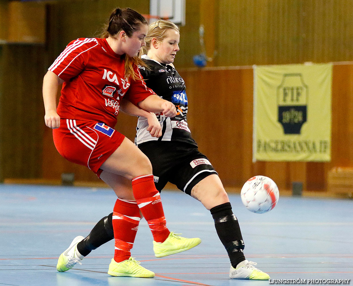 Möbelcupen 1/2-final Skövde KIK-Mariestads BoIS FF 2-1,dam,Tibro Sporthall,Tibro,Sverige,Futsal,,2015,127522