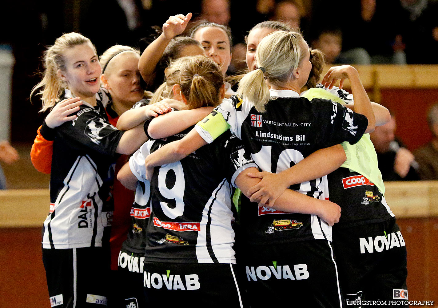 Möbelcupen 1/2-final Skövde KIK-Mariestads BoIS FF 2-1,dam,Tibro Sporthall,Tibro,Sverige,Futsal,,2015,127577