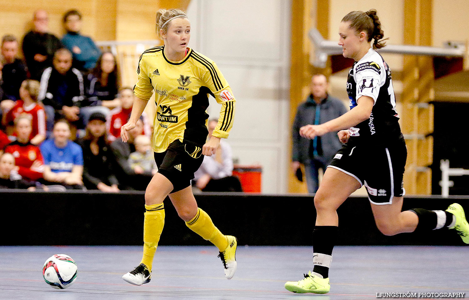 Futsal-DM Skövde KIK-Vara SK 2-1,dam,Åse-Vistehallen,Grästorp,Sverige,Futsal,,2015,127930