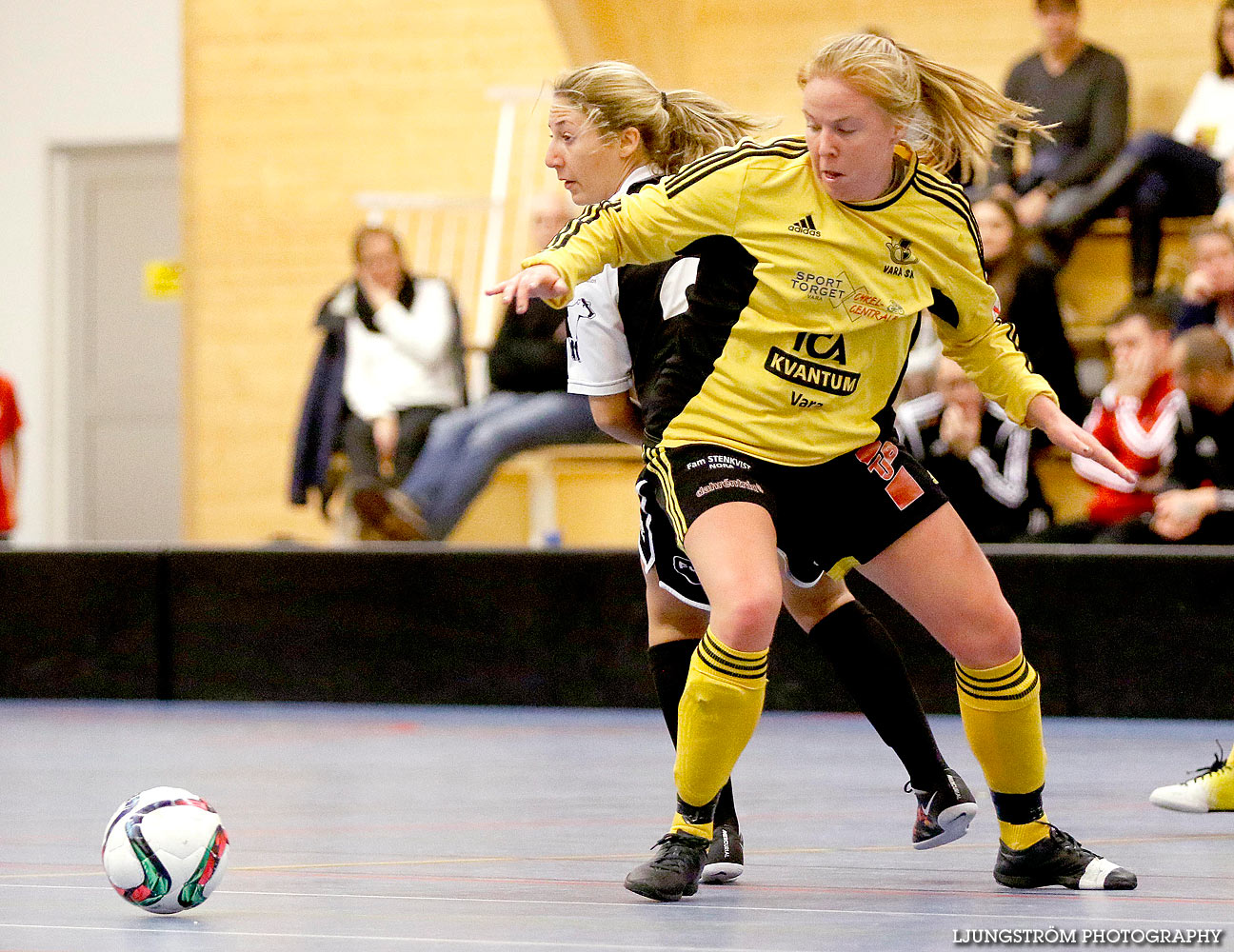 Futsal-DM Skövde KIK-Vara SK 2-1,dam,Åse-Vistehallen,Grästorp,Sverige,Futsal,,2015,127933