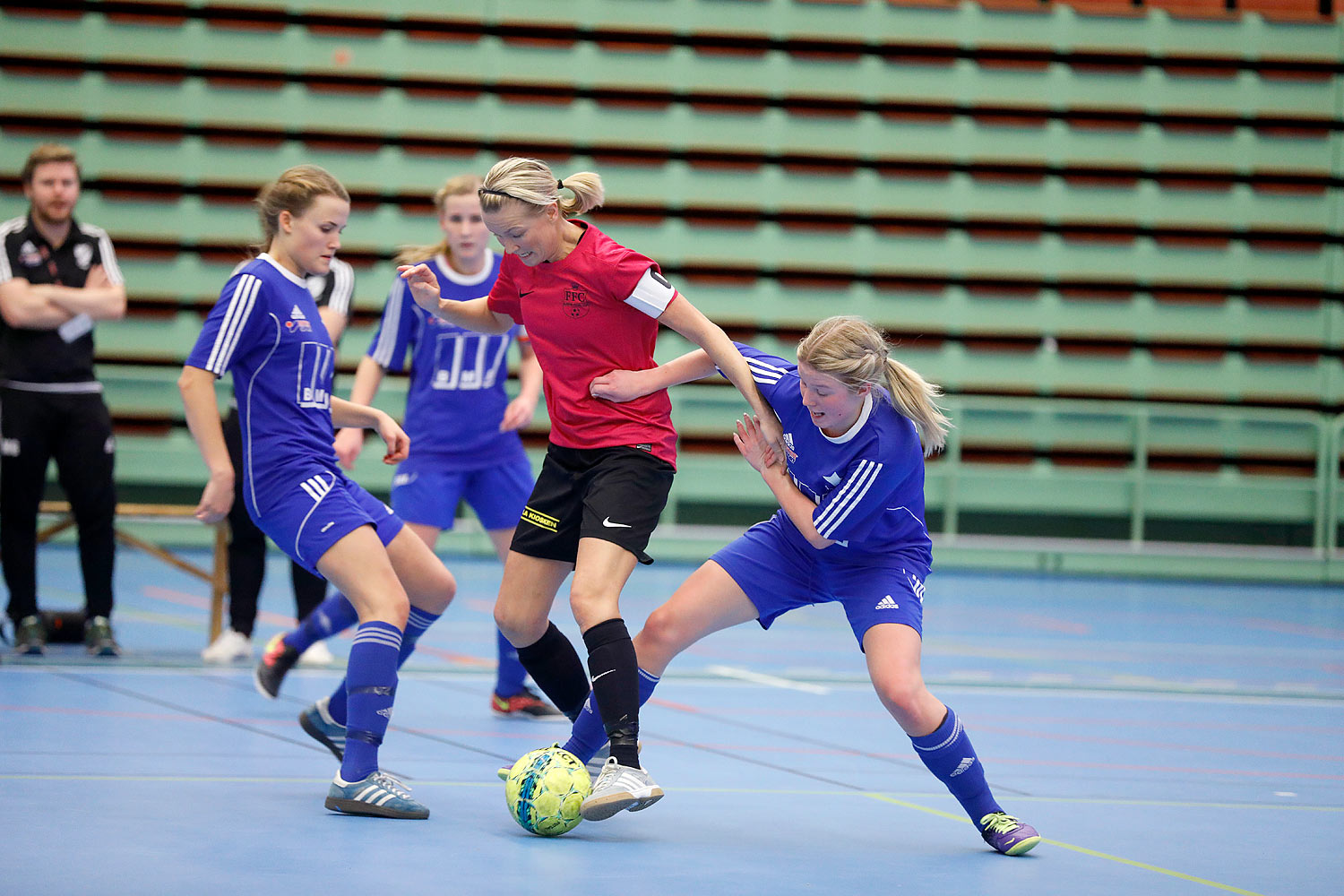 Skövde Futsalcup Damer A-FINAL IFK Hallsberg FK 1-Falköping Futsal Club,dam,Arena Skövde,Skövde,Sverige,Skövde Futsalcup 2016,Futsal,2016,142981