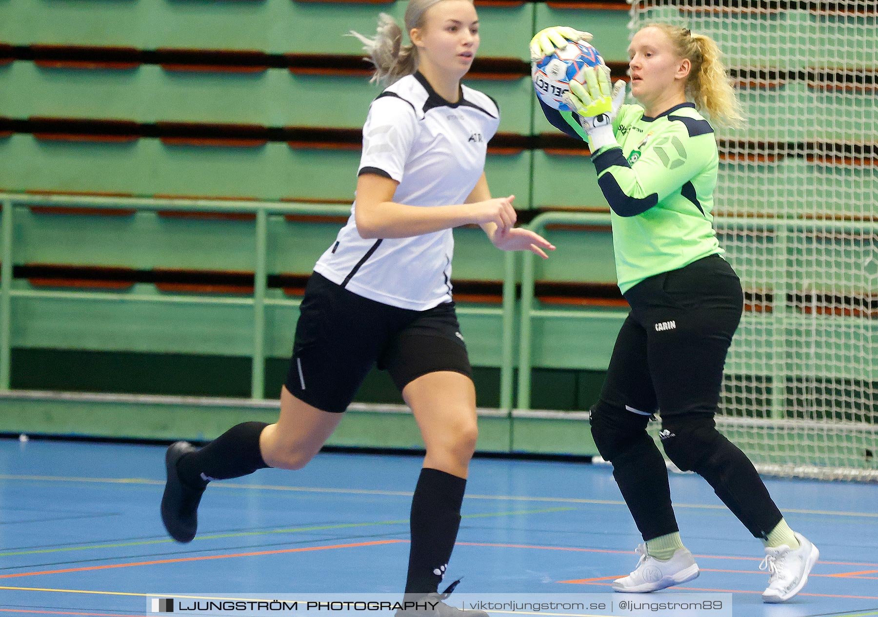 Skövde Futsalcup 2021 Damer Falköping Futsal Club-ÅsarpTrädet FK,dam,Arena Skövde,Skövde,Sverige,Futsal,,2021,270104