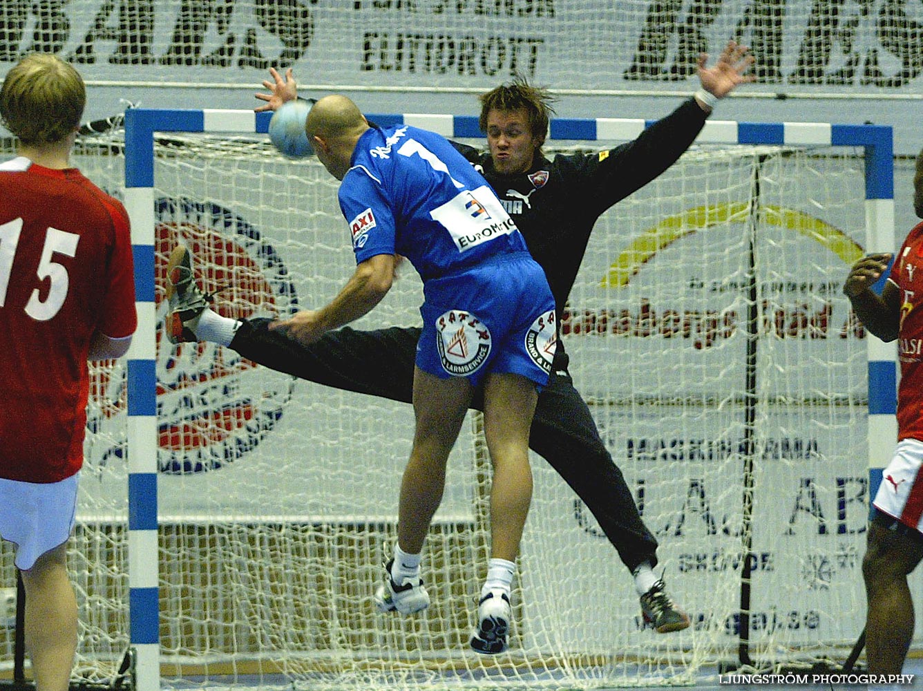 EHF-cupen IFK Skövde HK-Valur Reykjavik 35-28,herr,Arena Skövde,Skövde,Sverige,Handboll,,2005,9604
