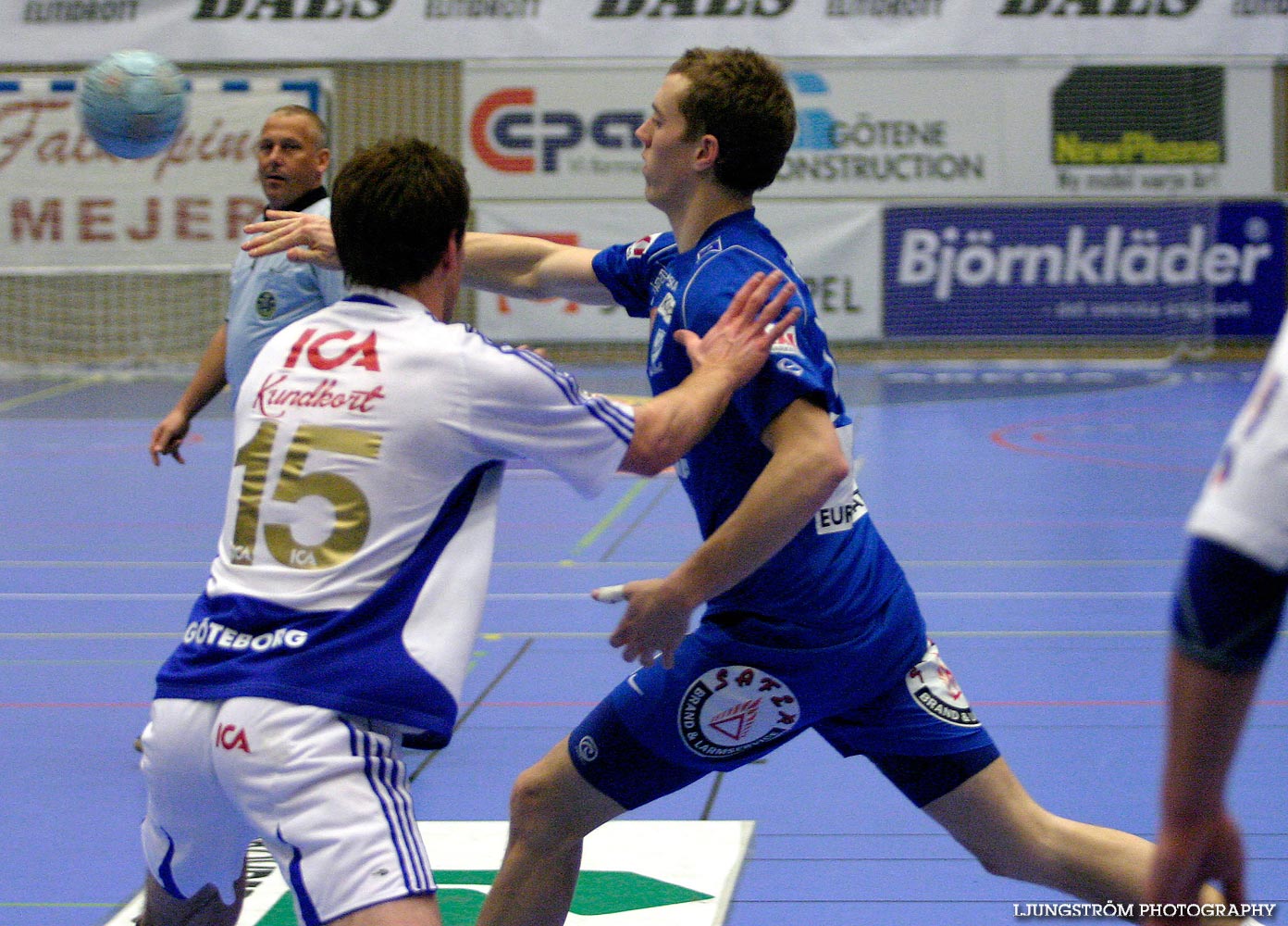 IFK Skövde HK-Redbergslids IK 30-28,herr,Arena Skövde,Skövde,Sverige,Handboll,,2005,9707