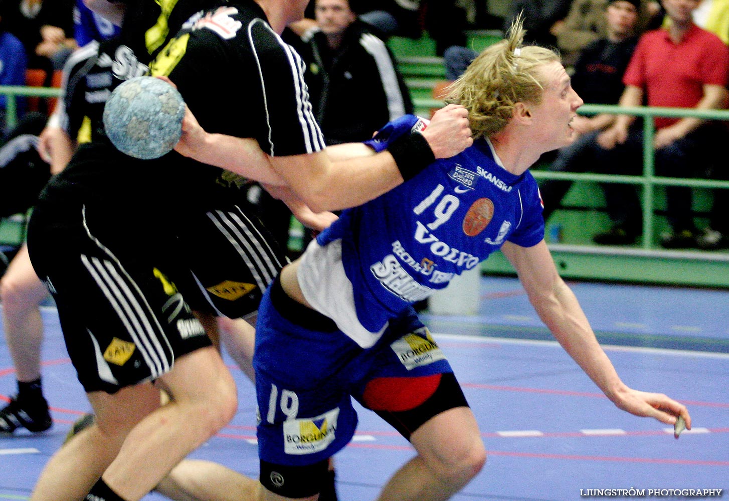 IFK Skövde HK-IK Sävehof 36-31,herr,Arena Skövde,Skövde,Sverige,Handboll,,2006,6400