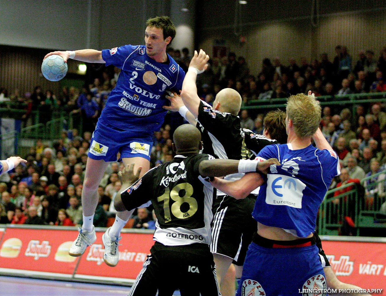 IFK Skövde HK-Redbergslids IK 1/4-final 5 32-29,herr,Arena Skövde,Skövde,Sverige,Handboll,,2006,6160
