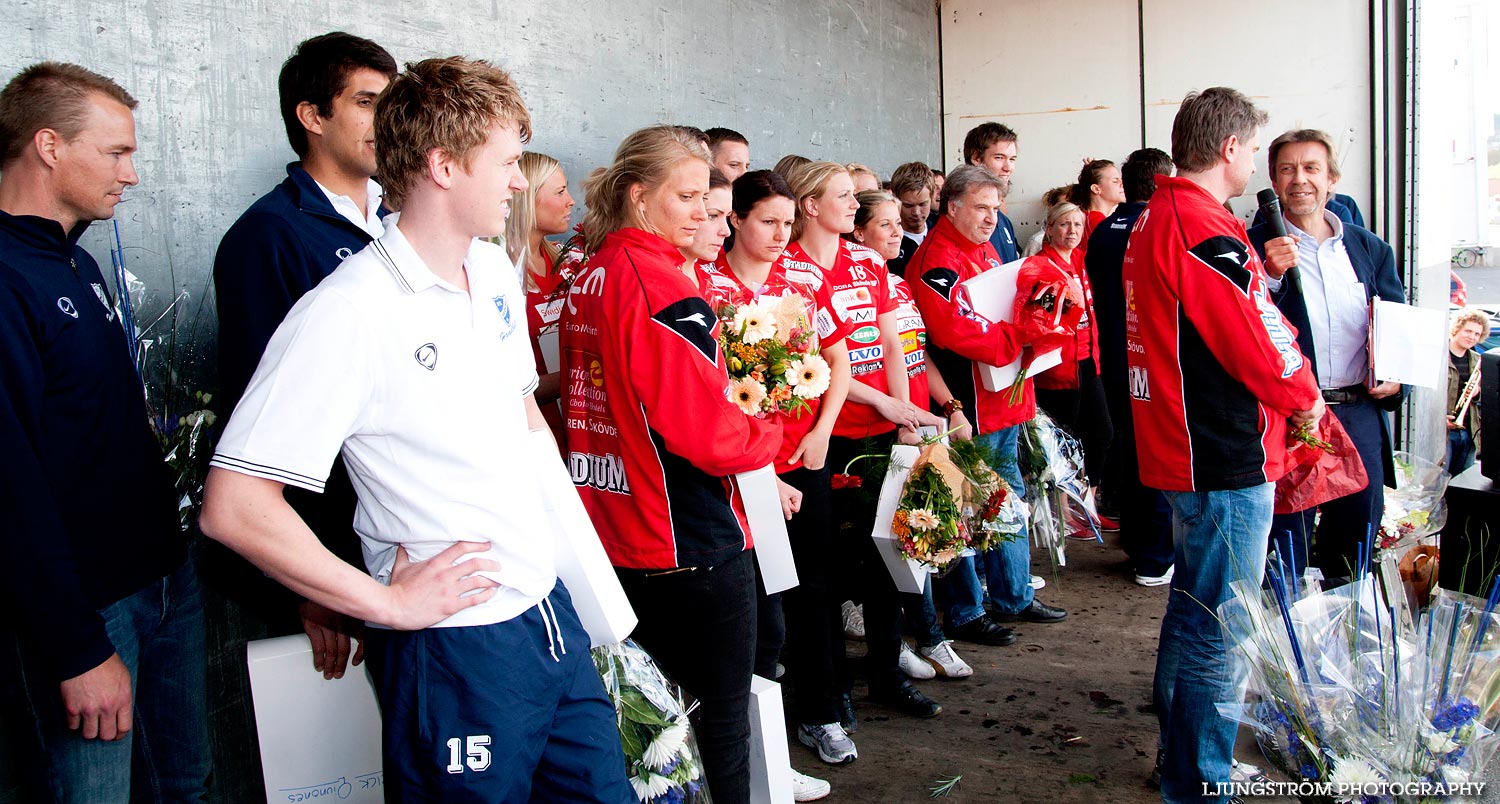 Firande SM-silver handboll,mix,Elins Esplanad,Skövde,Sverige,Övrigt,,2007,106349