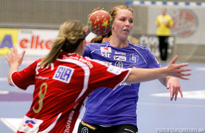 Skövde HF-IVH Västerås 1/2-final 1 27-24,dam,Arena Skövde,Skövde,Sverige,Handboll,,2009,15473