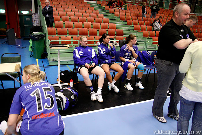 Skövde HF-IVH Västerås 1/2-final 1 27-24,dam,Arena Skövde,Skövde,Sverige,Handboll,,2009,15527