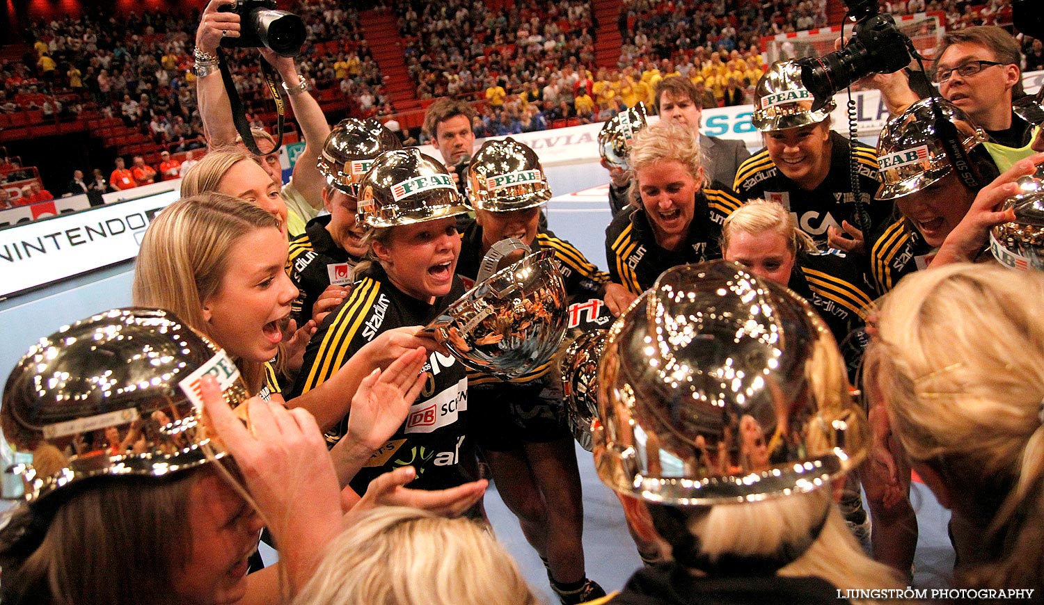 IK Sävehof-Skövde HF SM-FINAL Damer 32-19,dam,Ericsson Globe,Stockholm,Sverige,Handboll,,2009,16485