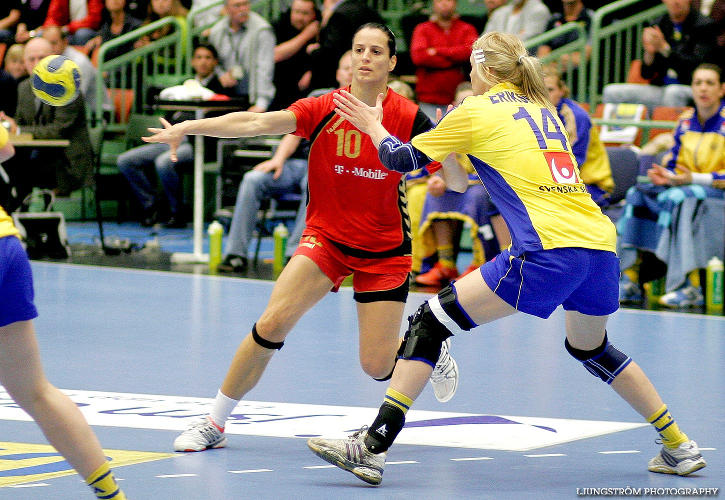 VM-KVAL Sverige-Montenegro 24-17,dam,Arena Skövde,Skövde,Sverige,Handboll,,2009,17587