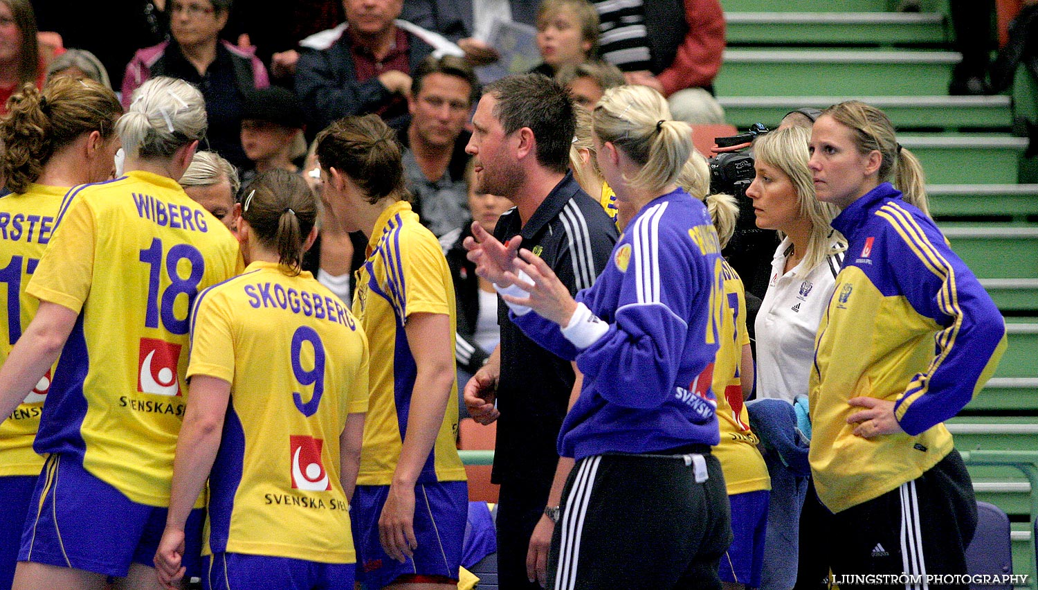 VM-KVAL Sverige-Montenegro 24-17,dam,Arena Skövde,Skövde,Sverige,Handboll,,2009,17616