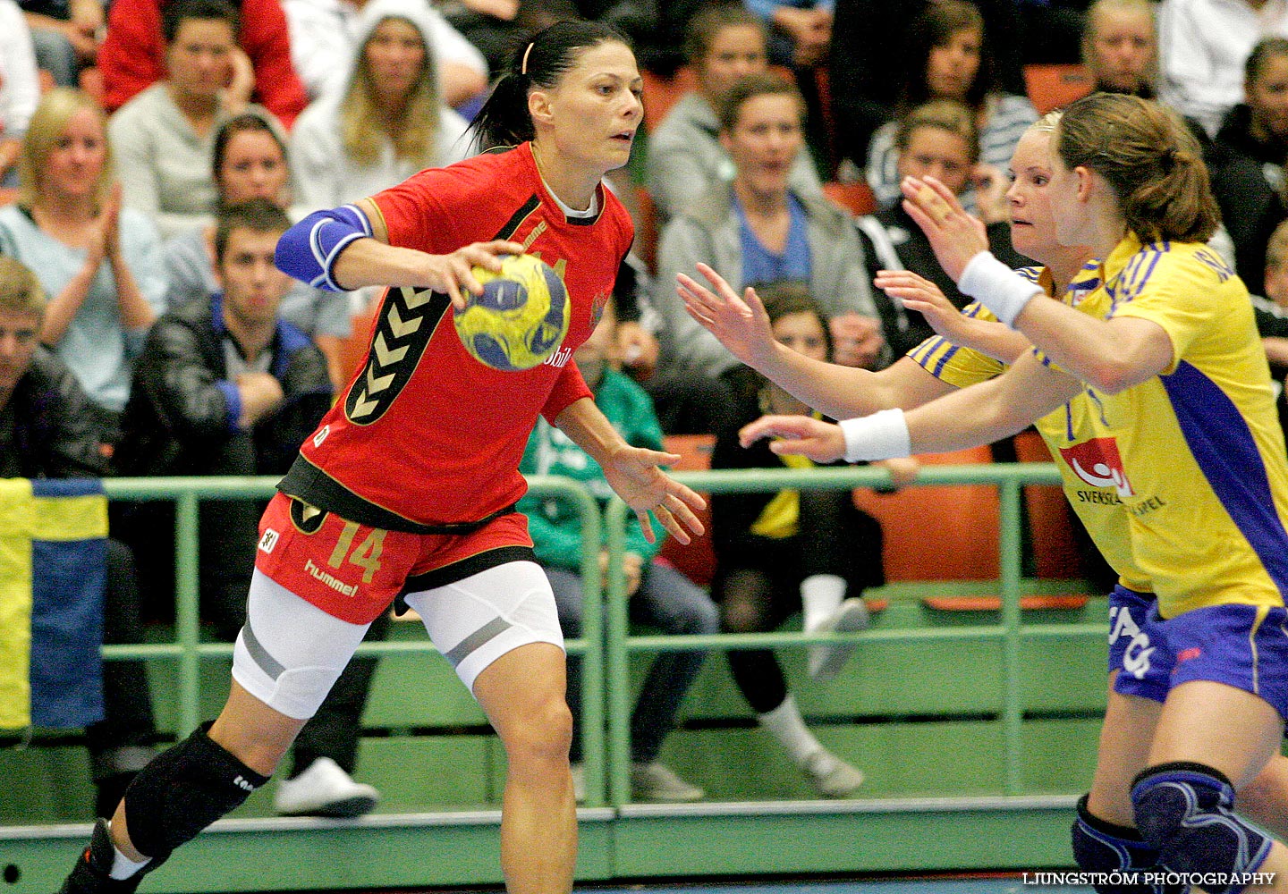 VM-KVAL Sverige-Montenegro 24-17,dam,Arena Skövde,Skövde,Sverige,Handboll,,2009,17626