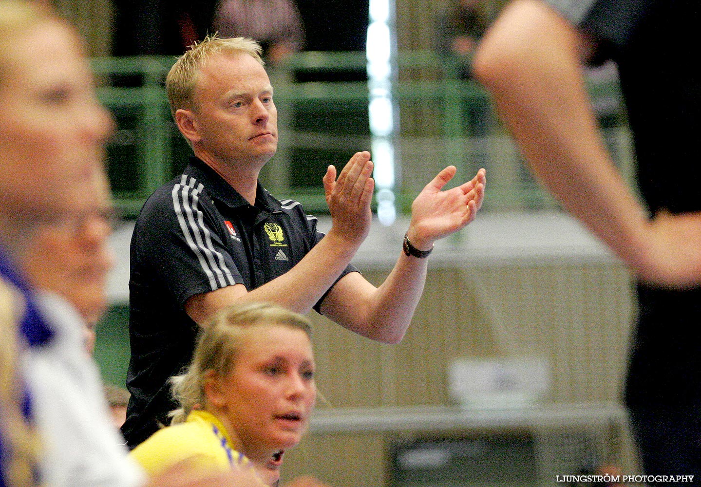 VM-KVAL Sverige-Montenegro 24-17,dam,Arena Skövde,Skövde,Sverige,Handboll,,2009,17665