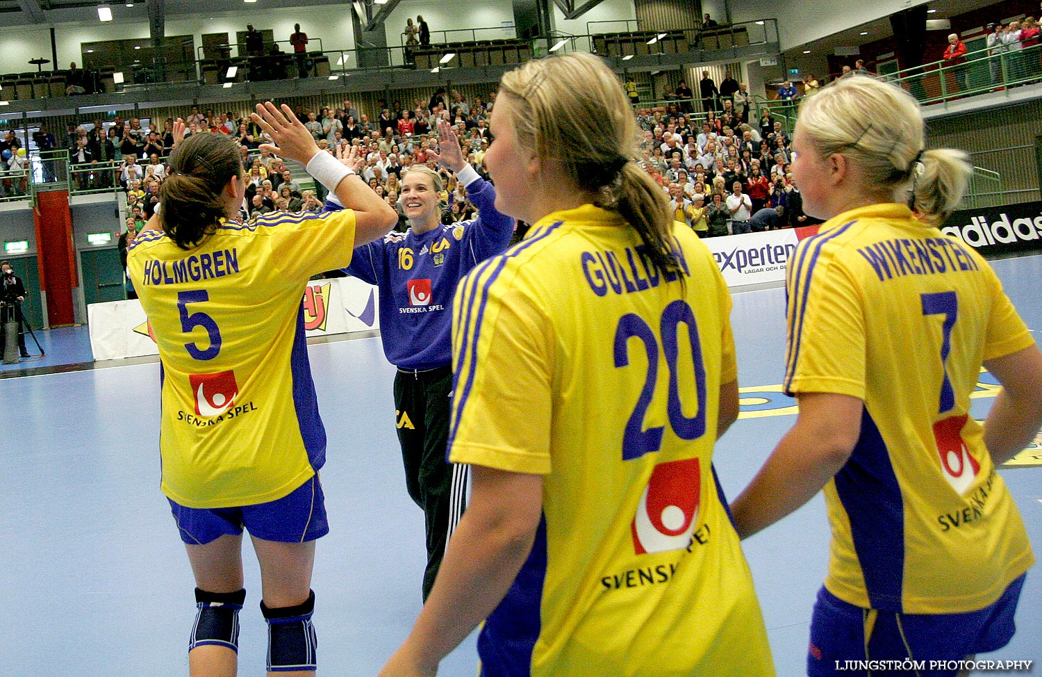 VM-KVAL Sverige-Montenegro 24-17,dam,Arena Skövde,Skövde,Sverige,Handboll,,2009,17676