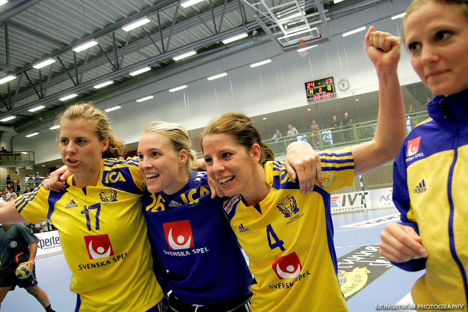 VM-KVAL Sverige-Montenegro 24-17,dam,Arena Skövde,Skövde,Sverige,Handboll,,2009,17679