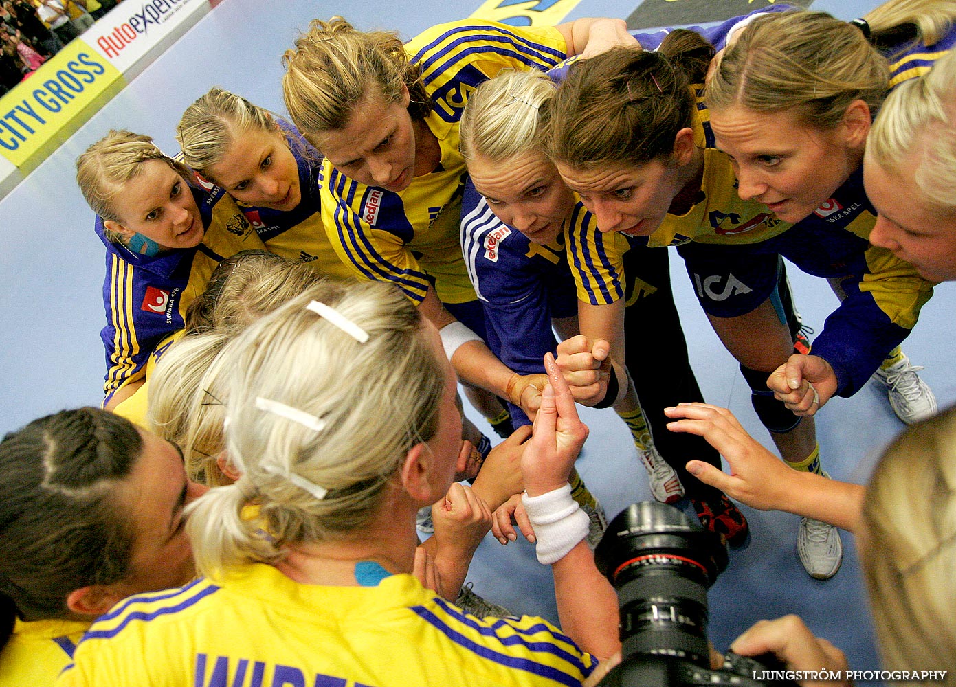 VM-KVAL Sverige-Montenegro 24-17,dam,Arena Skövde,Skövde,Sverige,Handboll,,2009,17680
