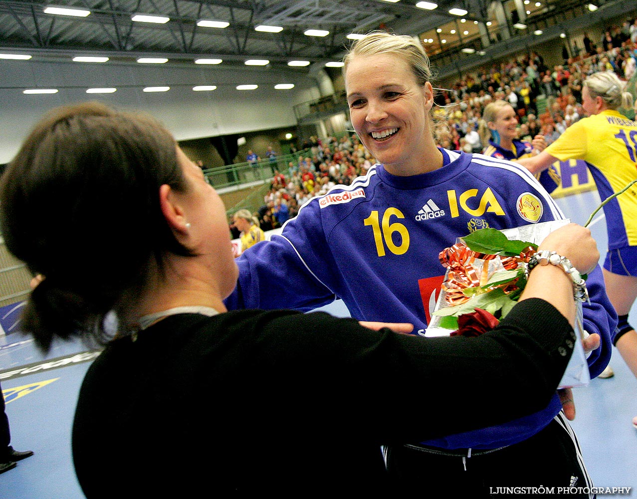 VM-KVAL Sverige-Montenegro 24-17,dam,Arena Skövde,Skövde,Sverige,Handboll,,2009,17683