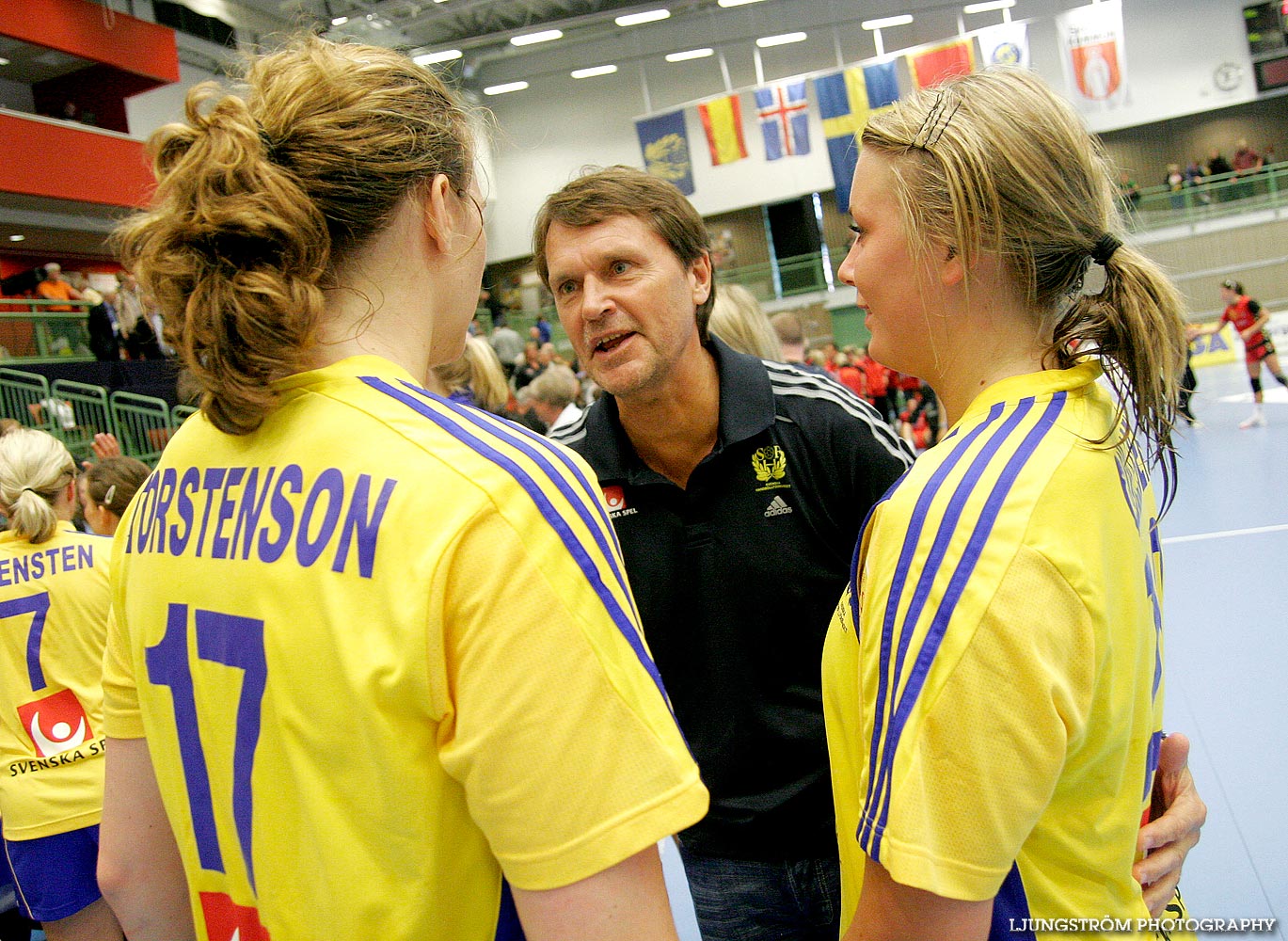 VM-KVAL Sverige-Montenegro 24-17,dam,Arena Skövde,Skövde,Sverige,Handboll,,2009,17684