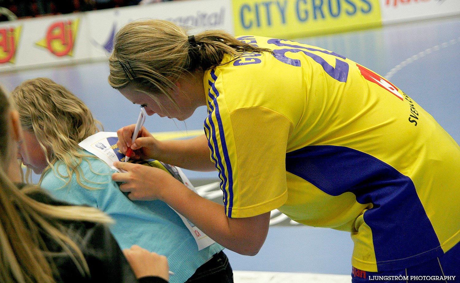 VM-KVAL Sverige-Montenegro 24-17,dam,Arena Skövde,Skövde,Sverige,Handboll,,2009,17686