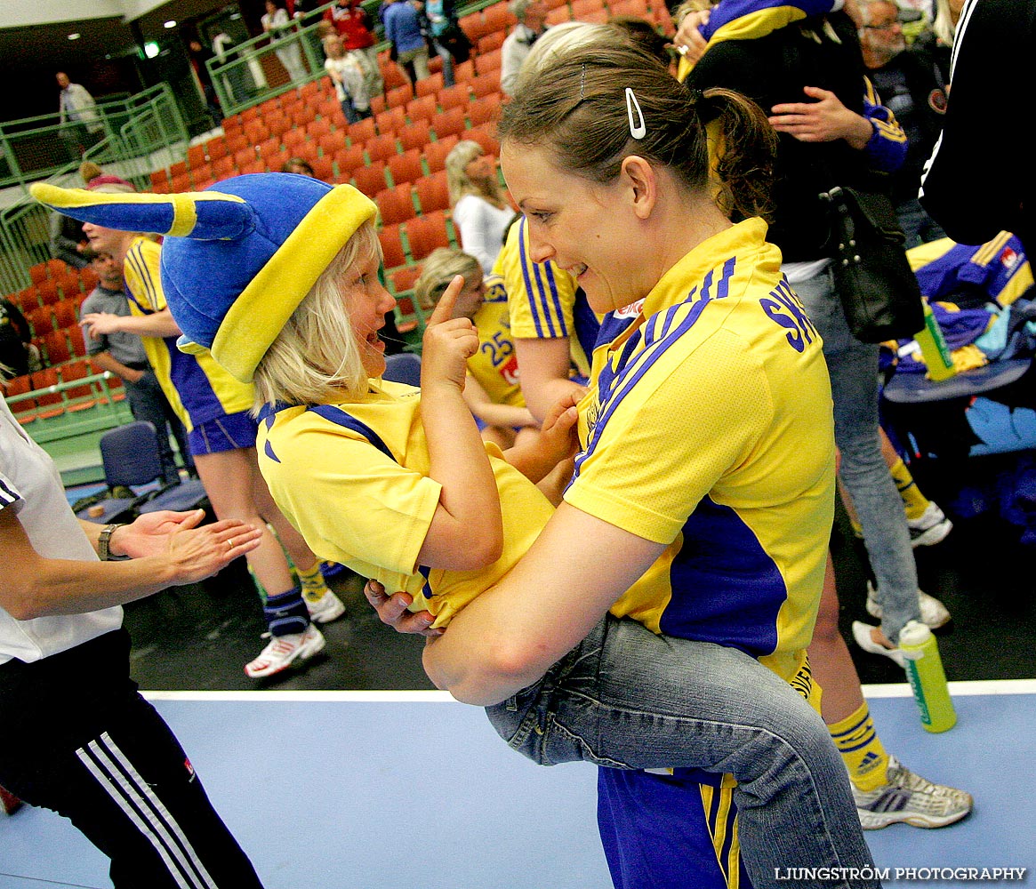 VM-KVAL Sverige-Montenegro 24-17,dam,Arena Skövde,Skövde,Sverige,Handboll,,2009,17687