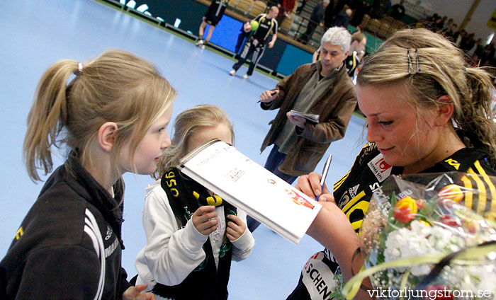 IK Sävehof-Lugi HF 1/2-final 3 24-19,dam,Partillebohallen,Partille,Sverige,Handboll,,2010,25458